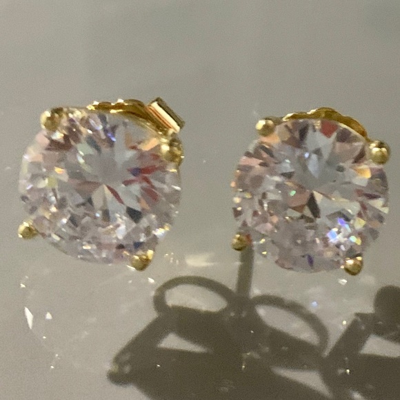 CZ By Kenneth Jay Lane Round Cut CZ Stud Earrings - Picture 12 of 12